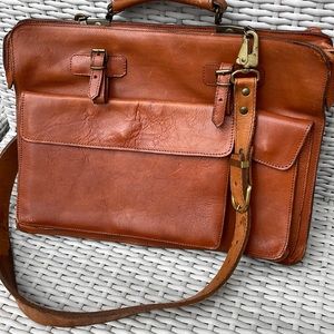 BRAVADO- COGNAC BROWN LEATHER BRIEFCASE/ SATCHEL / MESSENGER BAG
